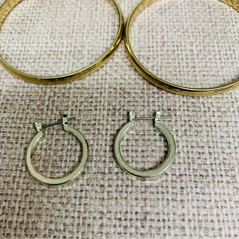 Hoop Earring Bundle‎ - Picture 6 of 7